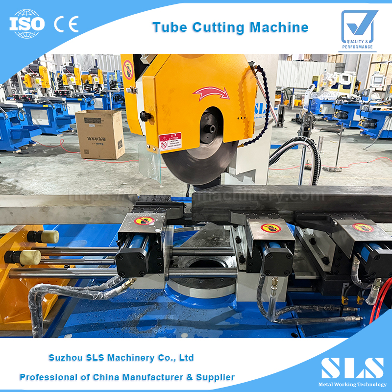 MC-450CNC Tipo de 45 graus Corte automático de tubo por cabeça de máquina Girando a cabeça | Tubos quadrados de perfil (60x60 120x120mm)